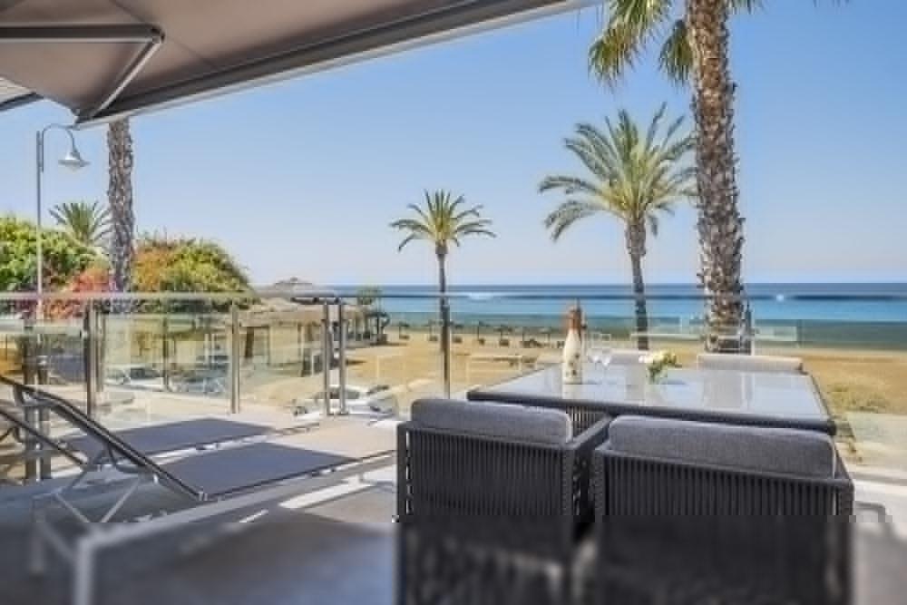 Готель H Boutique La Caleta Bay Ла-Еррадура Екстер'єр фото